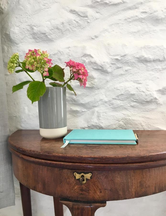 Bodriggy Barn Holiday Cottage Near St Ives Хейл Екстериор снимка