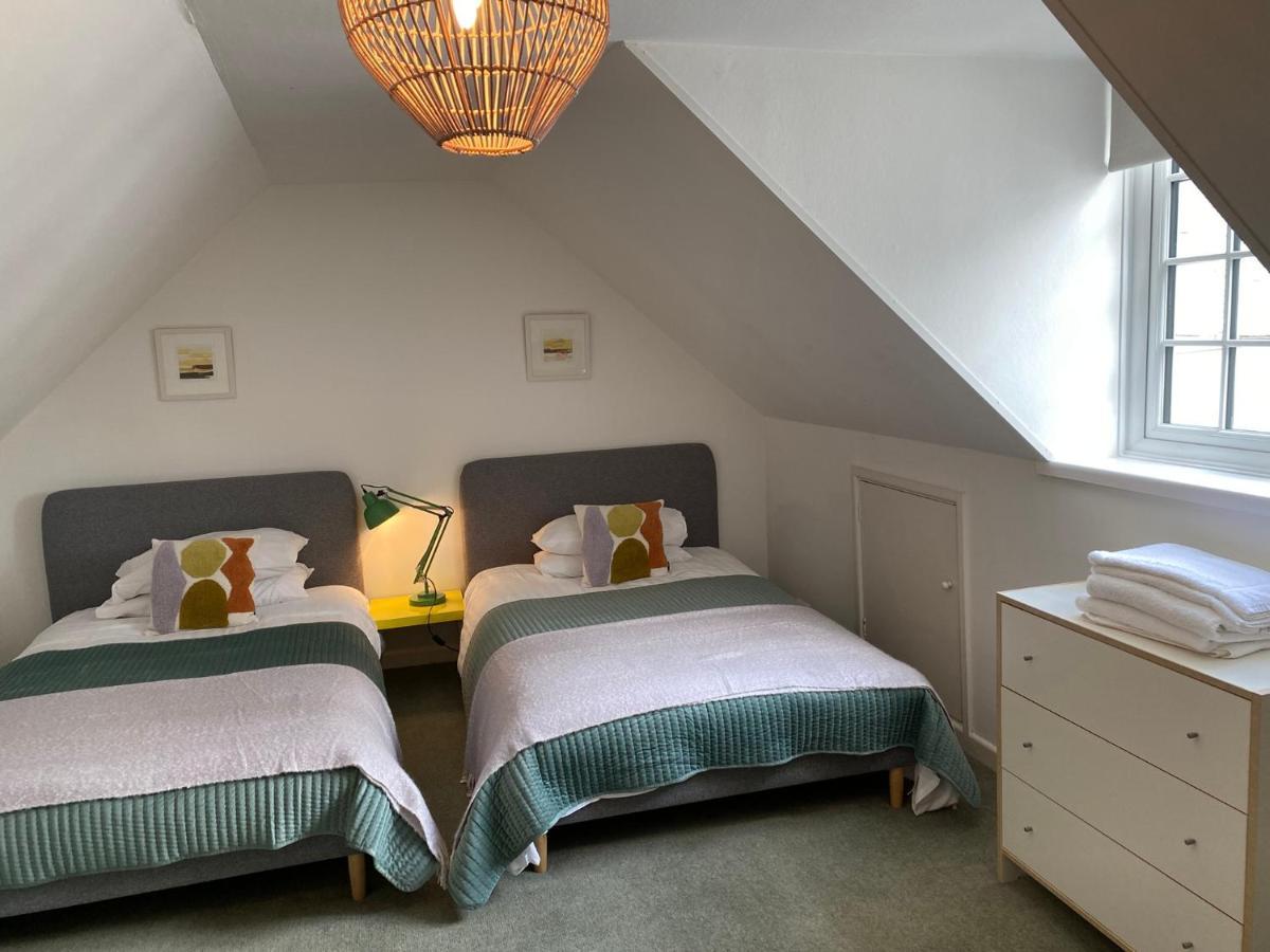 Bodriggy Barn Holiday Cottage Near St Ives Хейл Екстериор снимка